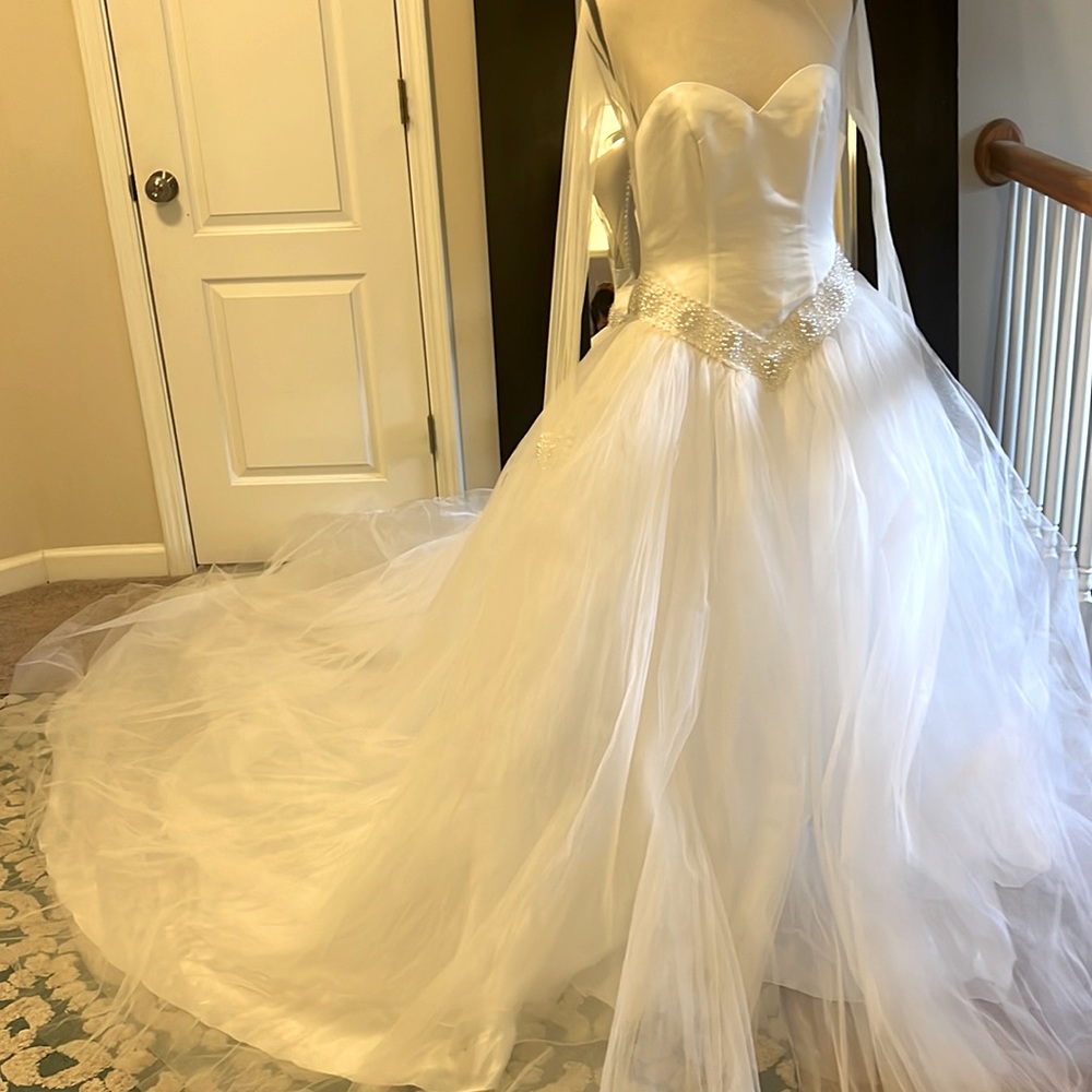 Wedding tulle dress
